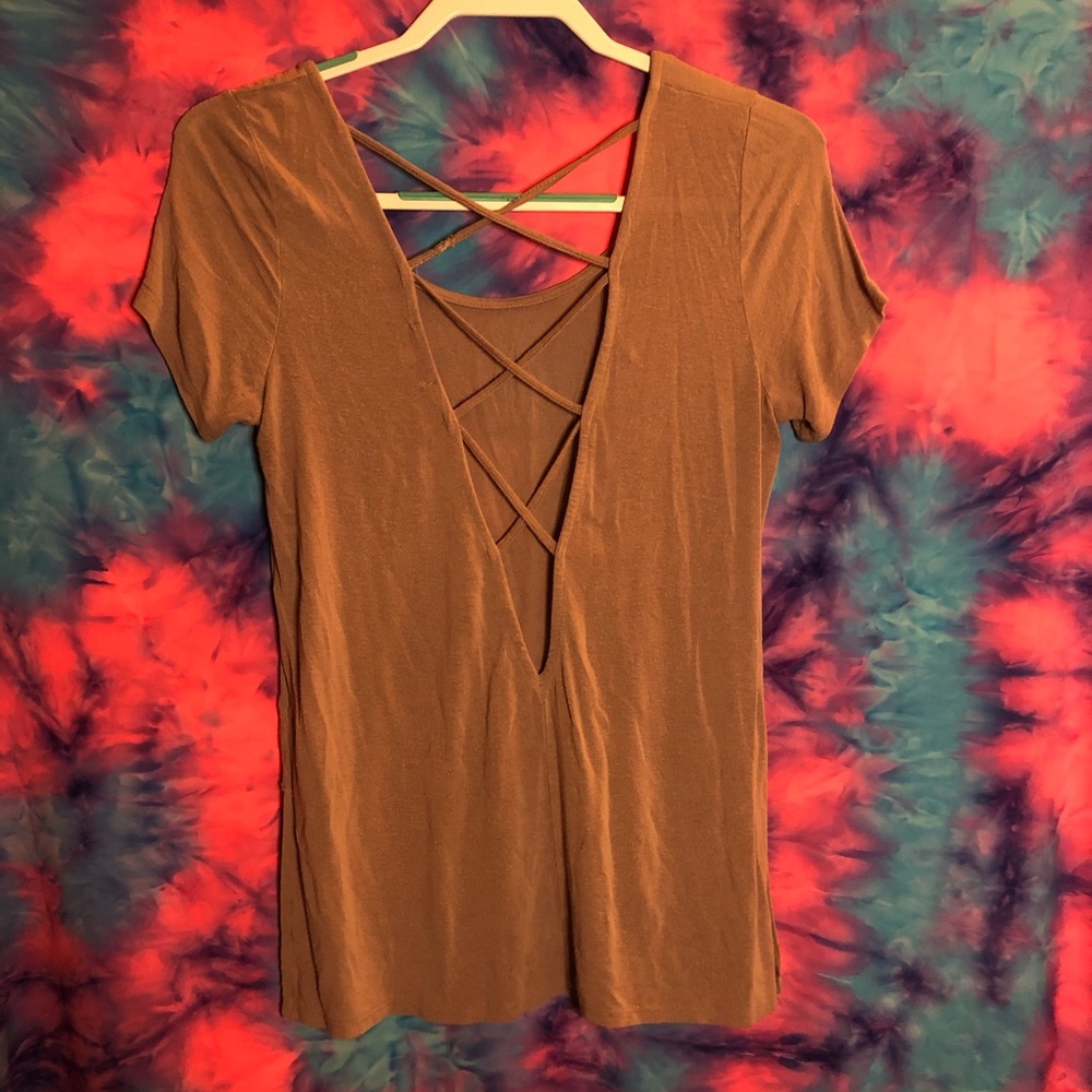 🦋Charlotte Russe mocha-colored tee w/open-back